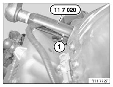 BMW 7 Series - Replacing Right Control Sensor (N63) - Emission Control ...
